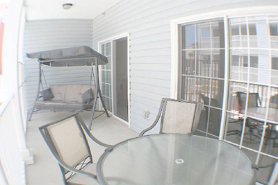 BalconyBottom_1.jpg