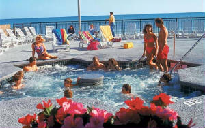 LandmarkoutdoorWhirlpool.jpg